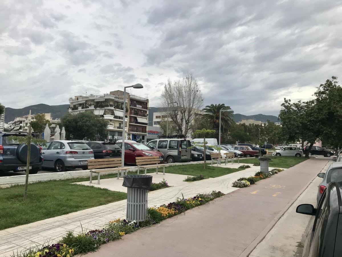 Central Kalamata Cozy Apartment Bagian luar foto