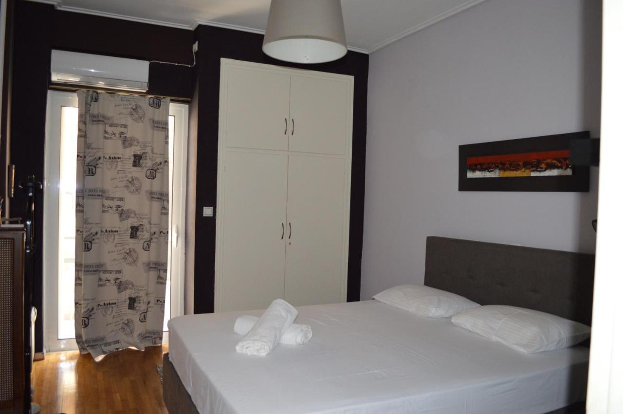 Central Kalamata Cozy Apartment Bagian luar foto