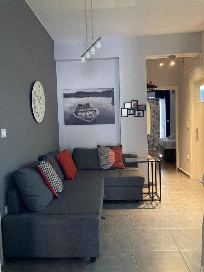 Central Kalamata Cozy Apartment Bagian luar foto