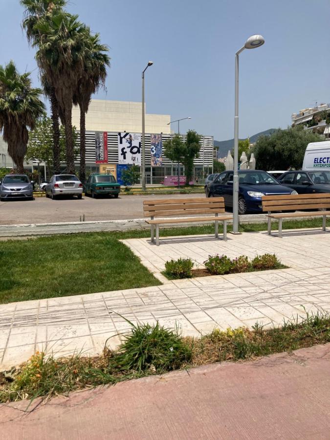 Central Kalamata Cozy Apartment Bagian luar foto