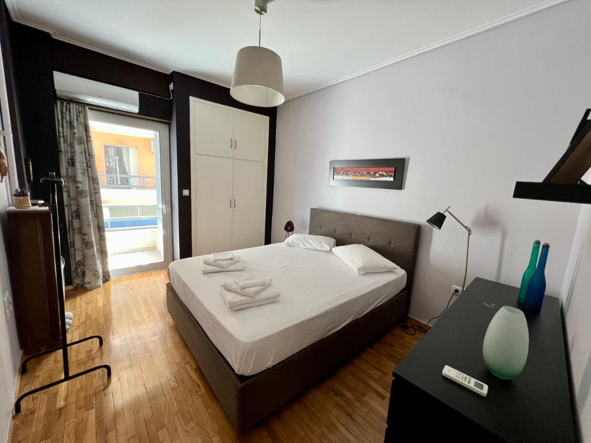 Central Kalamata Cozy Apartment Bagian luar foto